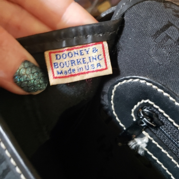Dooney & Bourke Vintage Signature Logo Purse - Picture 7 of 10